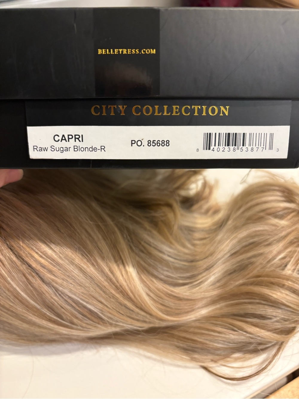 BELLE TRESS HF Synthetic wig, CAPRI! Raw Sugar Blonde Rooted! Great. Trimmed! - Picture 3 of 14